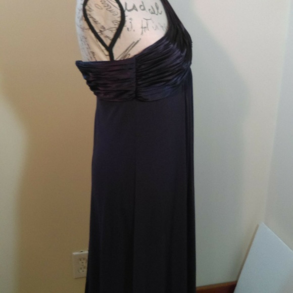 Gorgeous Formal Lapis Colored gown - Picture 2 of 5